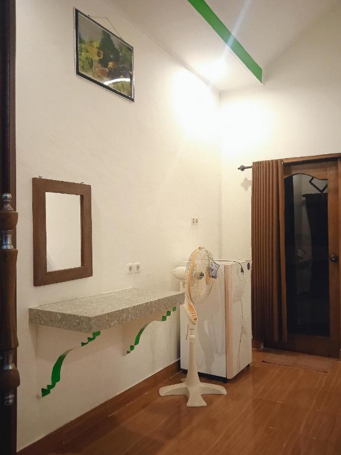Yayan Bungalow Gili Air Exterior photo